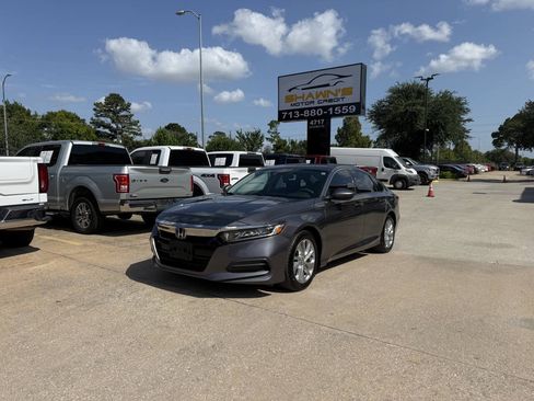 Used 2019 Honda Accord LX image 40