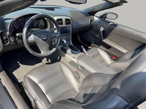 Used 2007 Chevrolet Corvette Convertible w/ Preferred Equipment Group RWD image 44