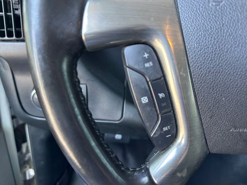 Used 2017 Chevrolet Express 2500 RWD image 26