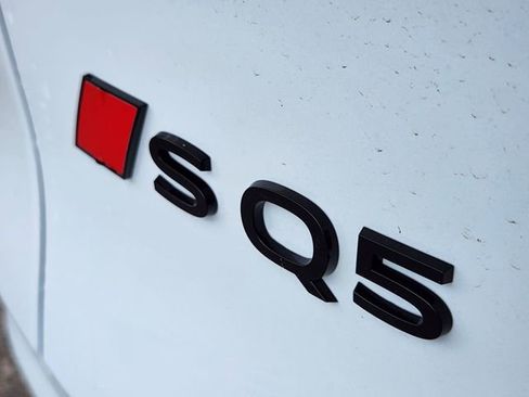 New 2026 Audi SQ5 Premium Plus AWD/4WD image 10