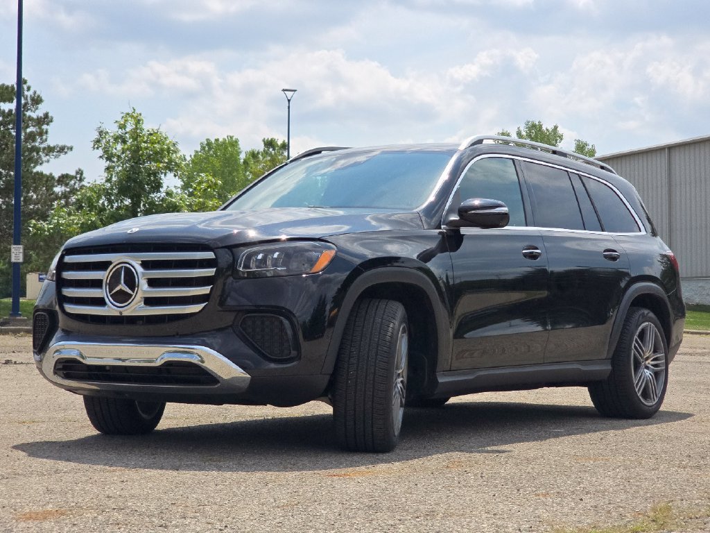 Certified 2024 Mercedes-Benz GLS 450 4MATIC image 13