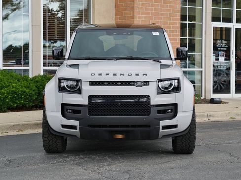 Used 2026 Land Rover Defender 110 OCTA AWD/4WD image 4