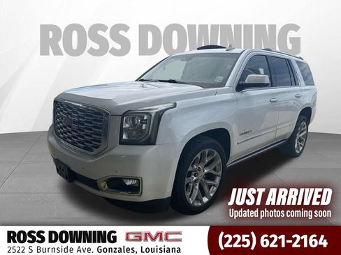 Used 2020 GMC Yukon Denali w/ Denali Premium Package RWD image 1