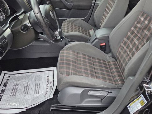 Used 2009 Volkswagen GTI 4-Door FWD image 9