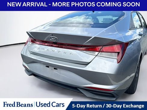 Used 2021 Hyundai Elantra SEL FWD image 12