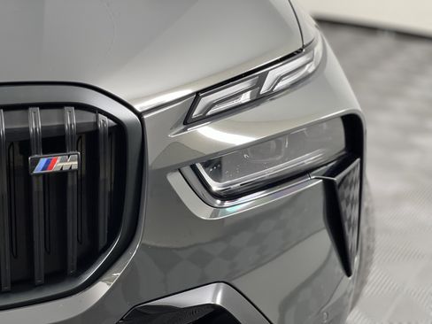 Used 2023 BMW X7 M60i w/ Executive Package image 7