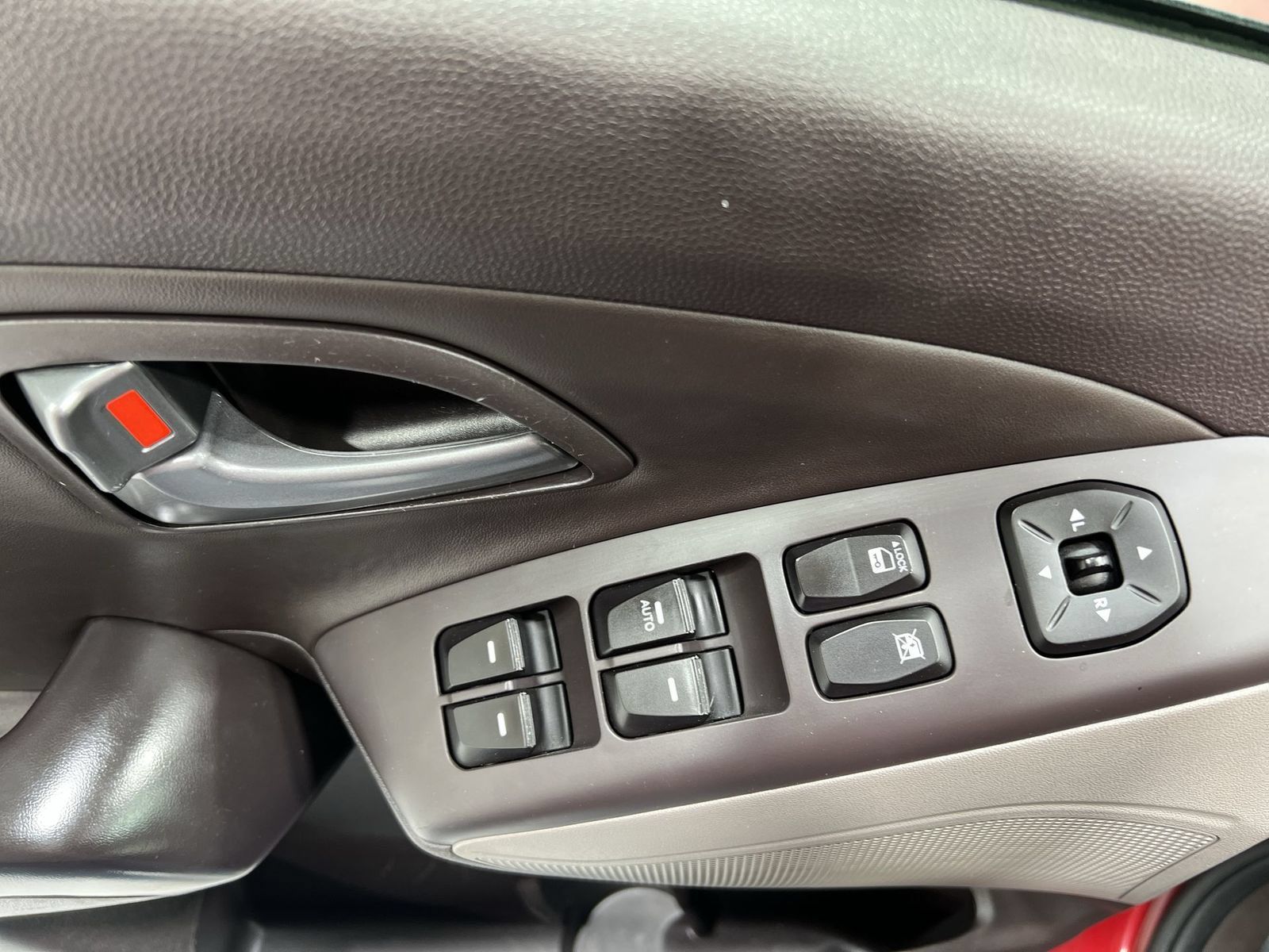 Used 2015 Hyundai Tucson SE FWD image 13
