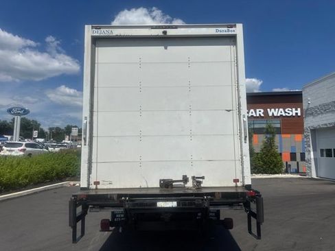 Certified 2021 Ford F650 2WD Regular Cab Super Duty image 3