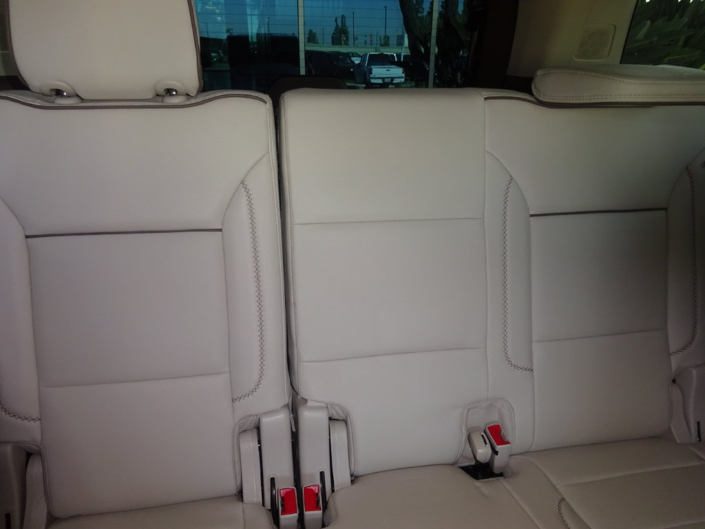 Certified 2022 GMC Yukon XL Denali w/ Denali Premium Package AWD/4WD image 23