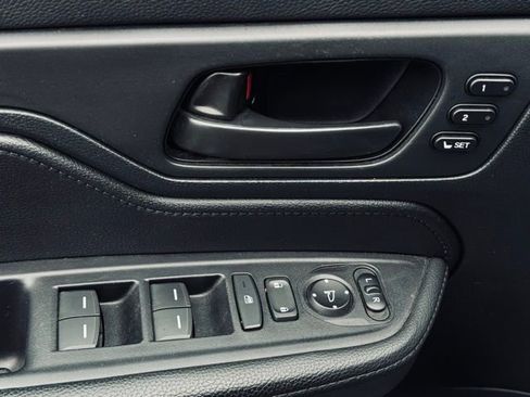 Used 2023 Honda Odyssey Sport image 15