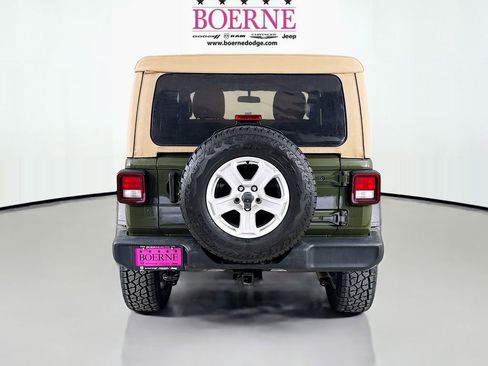 Used 2021 Jeep Wrangler Sport image 6