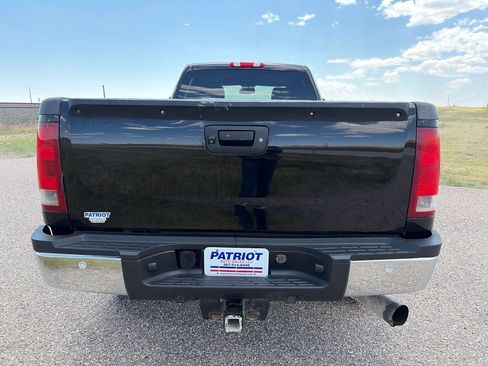 Used 2011 GMC Sierra 2500 SLT w/ SLT Convenience Package AWD/4WD image 4