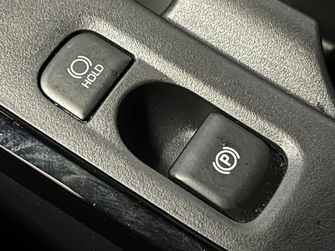 Used 2023 Toyota Corolla SE image 12