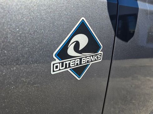 Used 2022 Ford Bronco Outer Banks image 17