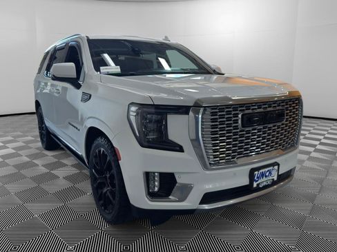 Used 2022 GMC Yukon Denali w/ Denali Ultimate Package AWD/4WD image 7