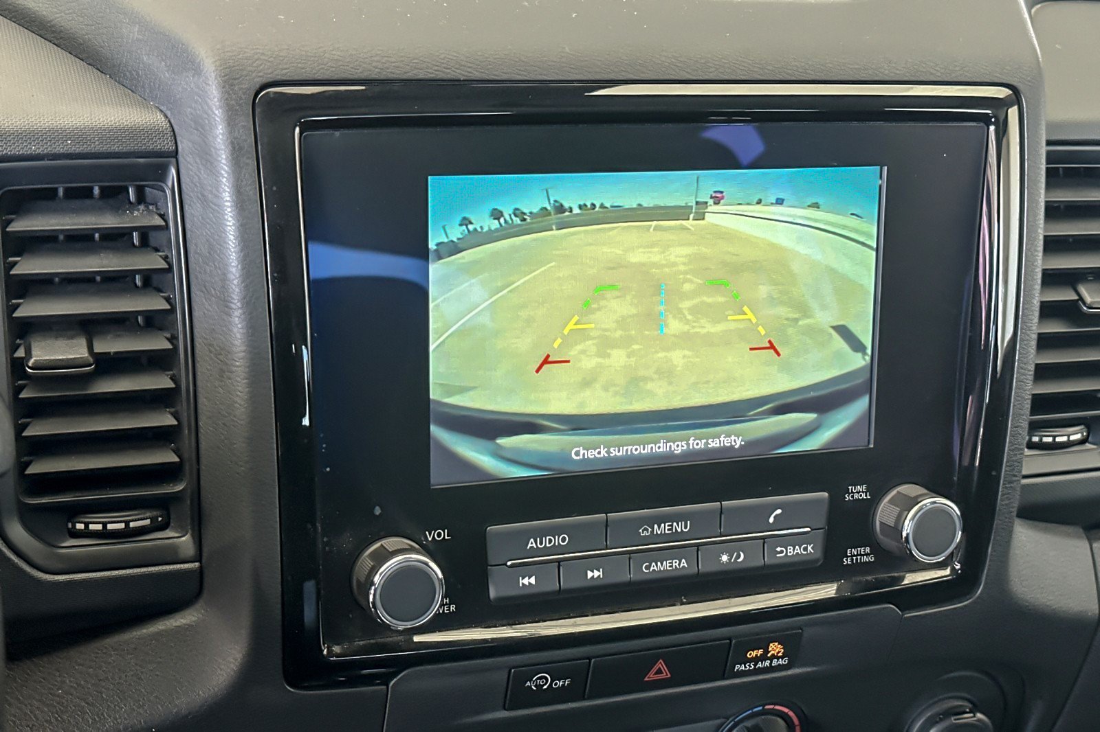 Used 2024 Nissan Frontier S AWD/4WD image 16