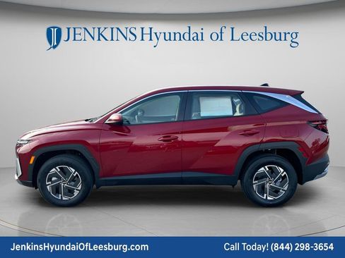 New 2026 Hyundai Tucson Blue SE w/ Tow & Go Package AWD/4WD image 9
