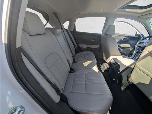 Used 2025 Honda HR-V EX-L image 23