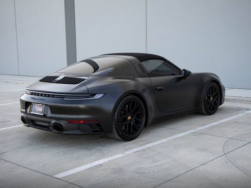 Used 2024 Porsche 911 Targa 4 GTS AWD/4WD image 39