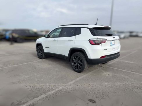 New 2026 Jeep Compass Latitude image 8