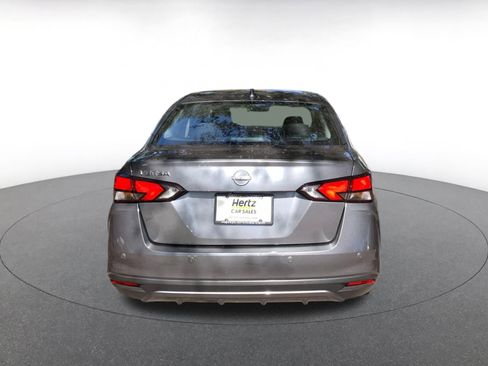 Used 2025 Nissan Versa SV image 6