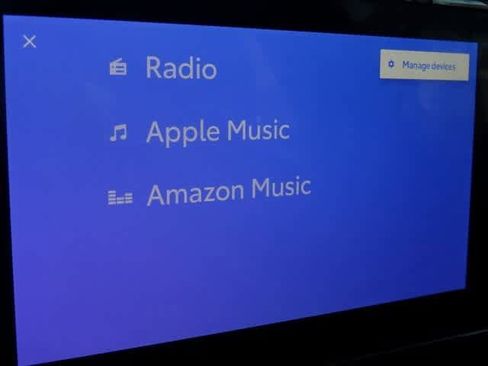 Used 2025 Toyota Corolla LE image 21