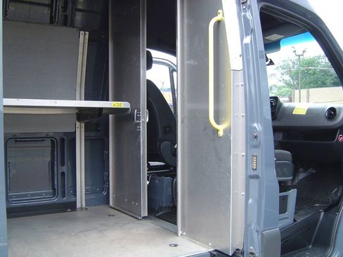 Used 2019 Mercedes-Benz Sprinter 144 image 9