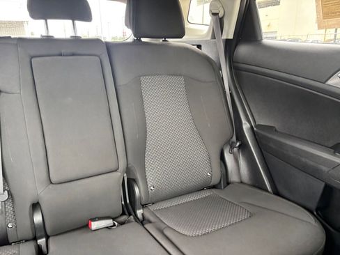 Used 2025 Kia Sportage LX FWD image 36