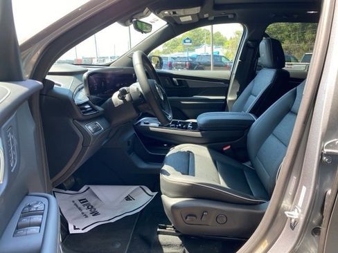 New 2026 Buick Enclave Sport Touring w/ Power Package image 10