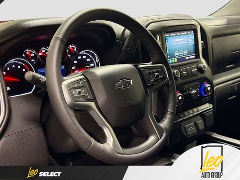 Used 2022 Chevrolet Silverado 1500 LT Trail Boss w/ Bed Protection Package AWD/4WD image 14