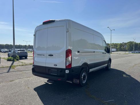 New 2026 Ford Transit 250 148 Medium Roof w/ Load Area Protection Package RWD image 6