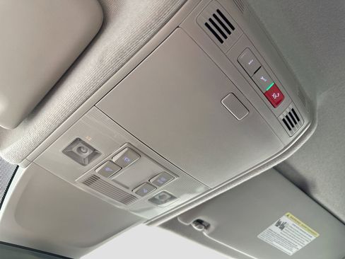 Certified 2024 Volkswagen Tiguan Wolfsburg Edition image 14