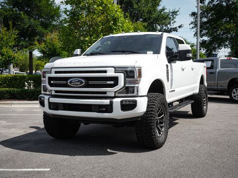 Used 2022 Ford F250 Lariat w/ Lariat Ultimate Package AWD/4WD image 5