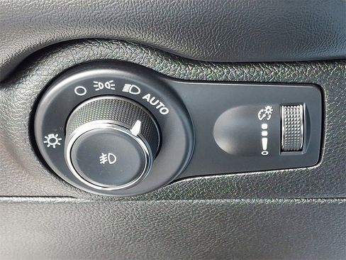 Used 2022 Dodge Durango R/T image 27