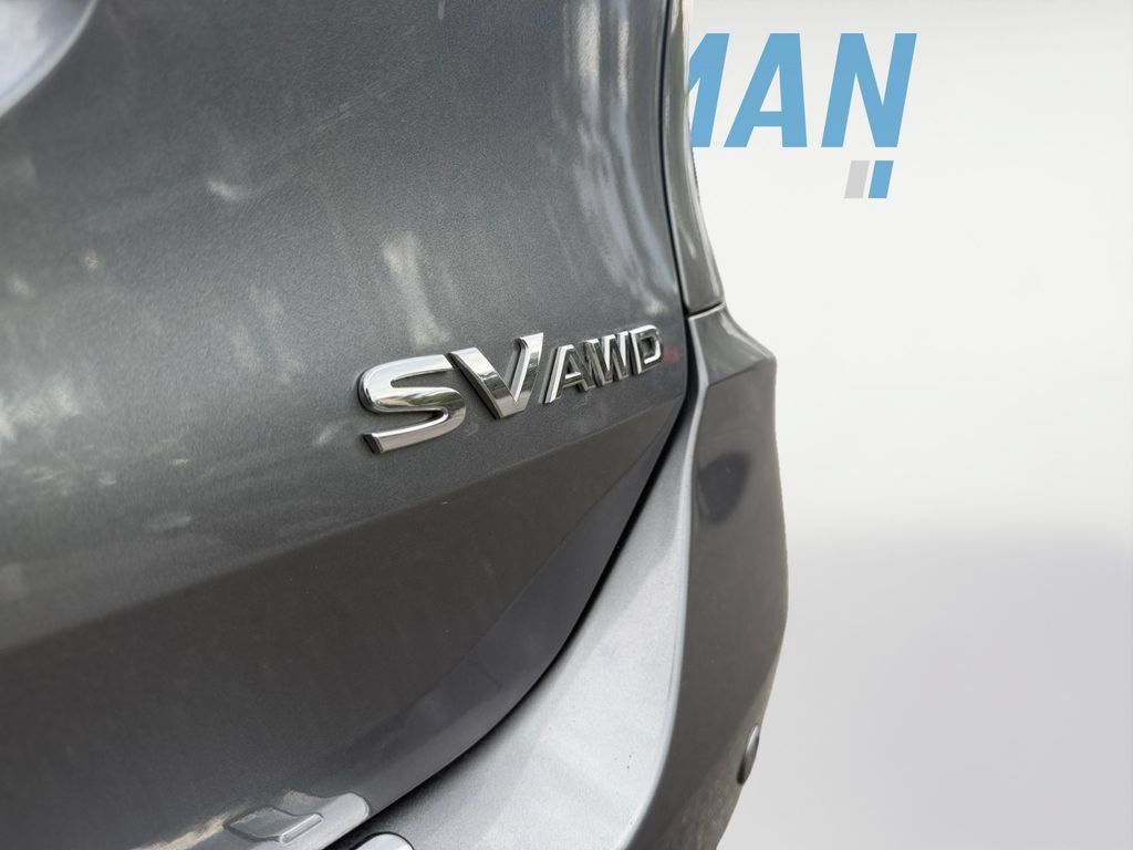 Used 2020 Nissan Rogue SV AWD/4WD image 17