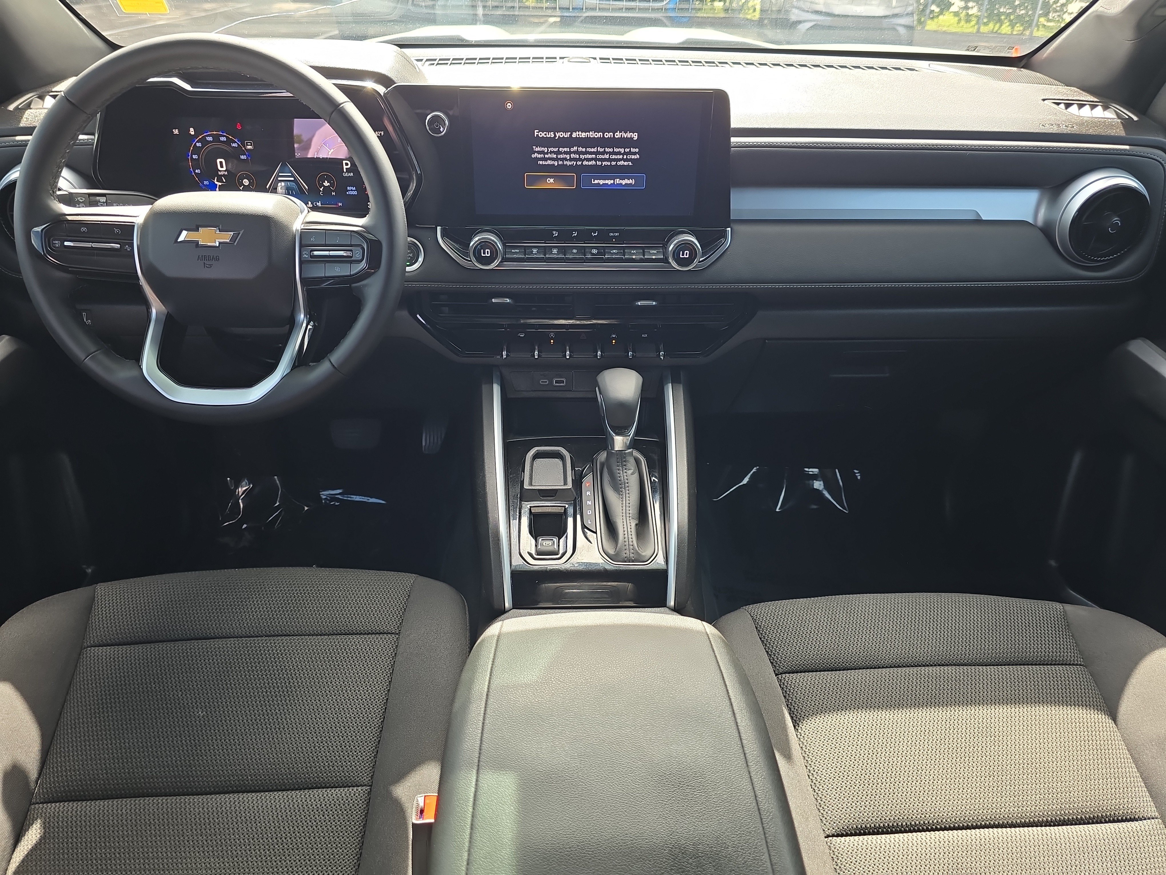 Used 2024 Chevrolet Colorado LT w/ LT Convenience Package RWD image 12