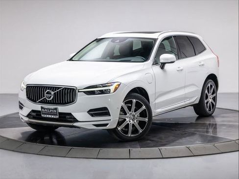 Used 2021 Volvo XC60 T8 Inscription w/ Advanced Package image 1