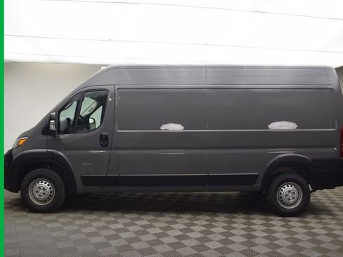 New 2026 RAM ProMaster 3500 w/ Premium Convenience Group image 13