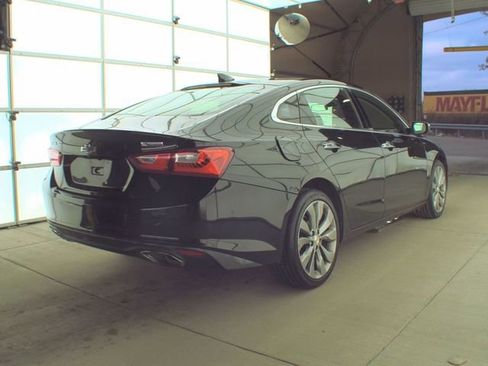 Used 2018 Chevrolet Malibu Premier image 3