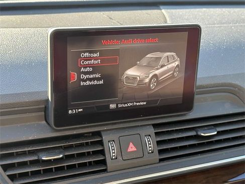 Used 2020 Audi Q5 2.0T Premium image 29