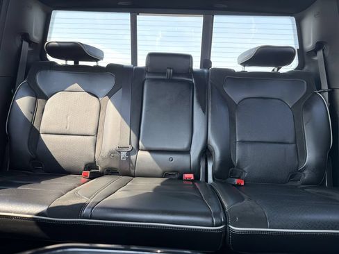 Used 2022 RAM 1500 Laramie w/ Sport Appearance Package AWD/4WD image 19