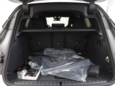 New 2026 BMW iX xDrive60 image 20