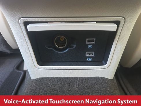 Used 2020 Lincoln Continental w/ Premium Package image 20