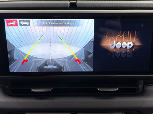 Used 2024 Jeep Wrangler Unlimited Rubicon 4xe image 22