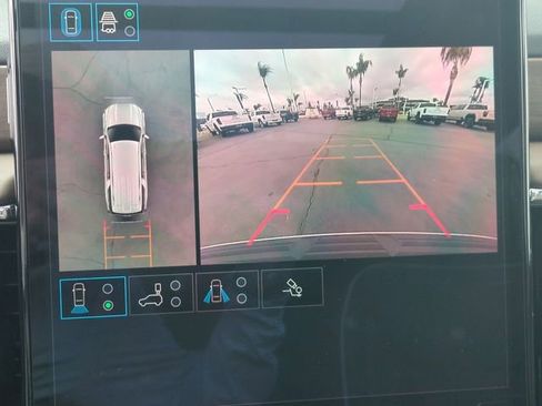 New 2026 GMC Yukon XL Denali Ultimate AWD/4WD image 15