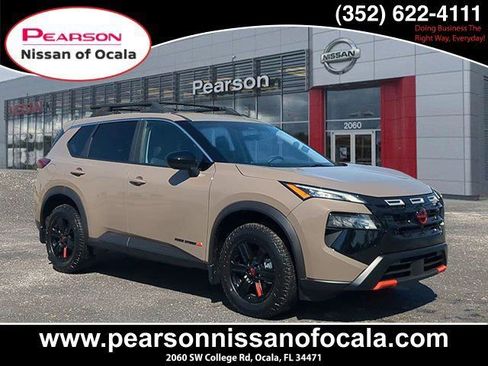 Certified 2025 Nissan Rogue SV image 1