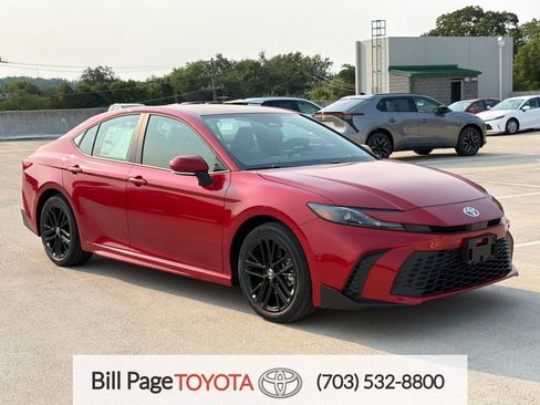 New 2026 Toyota Camry SE FWD image 1