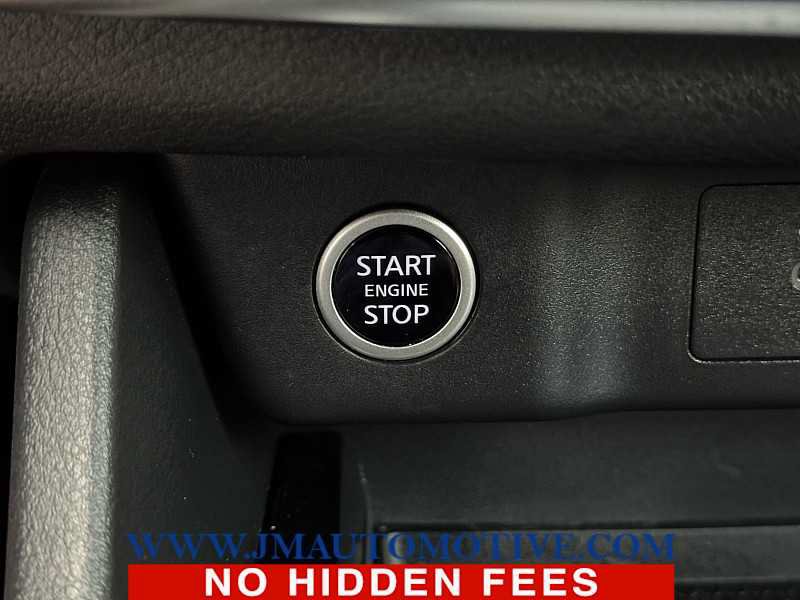 Used 2023 Nissan Rogue SV AWD/4WD image 36