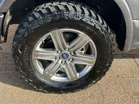 Used 2018 Ford F150 XLT w/ Equipment Group 302A Luxury image 26