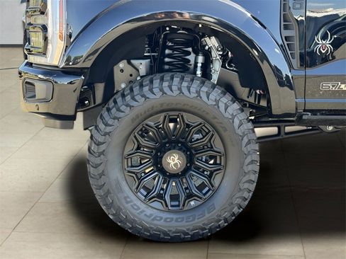 New 2025 Ford F250 Lariat w/ Lariat Ultimate Package image 41